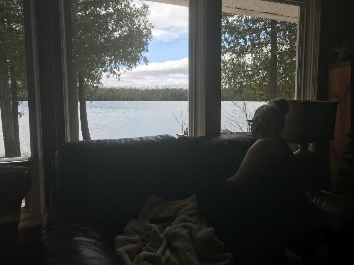 Lakefront Hope Lodge Miller Lake Ngoại thất bức ảnh